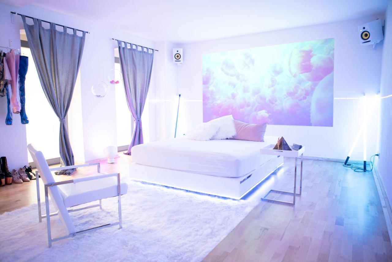 Cosy Apartment At Prenzlauer Berg With Terrace And Headphonecinema Berlin Exteriör bild